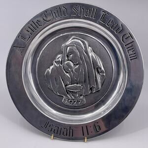 Vintage Wilton Armetale Pewter Plate 1977 A Child Shall Lead Them Isaiah 11:6